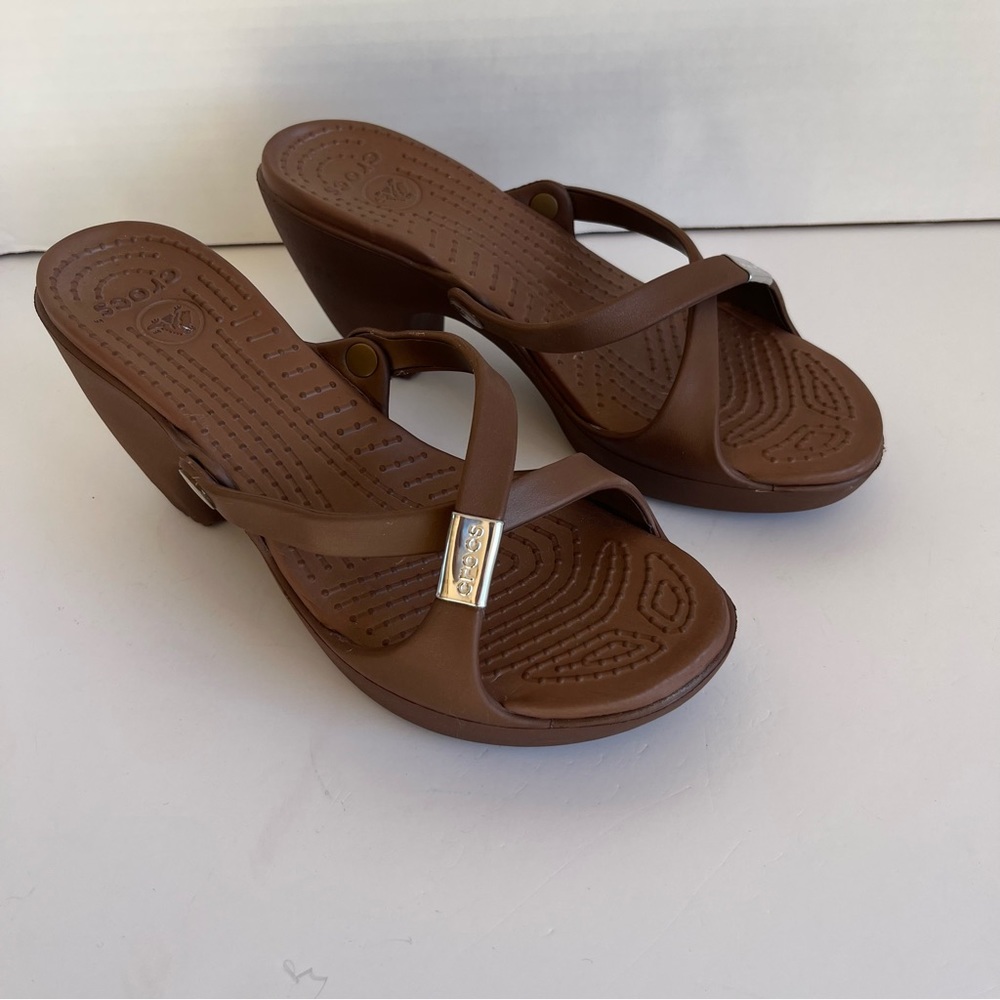 Crocs Cyprus Heels Slip On Casual Sandals Brown/Bronze Women's Size 9